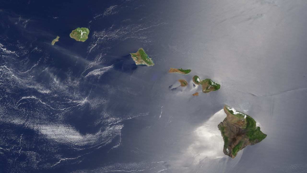 Hawaiin Islands from Space