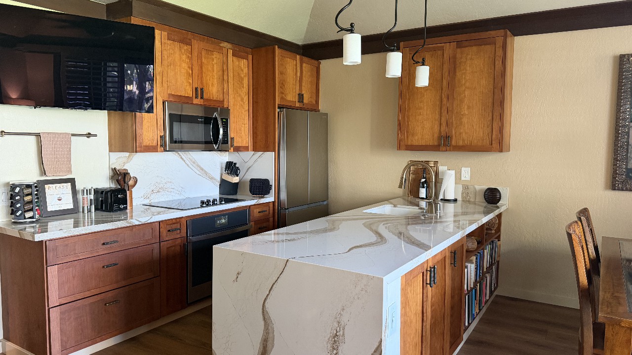 Living Room & Kitchen